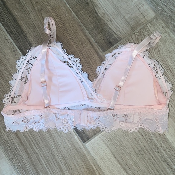 BNWT  Pink Bralette 34B/C - Picture 2 of 2